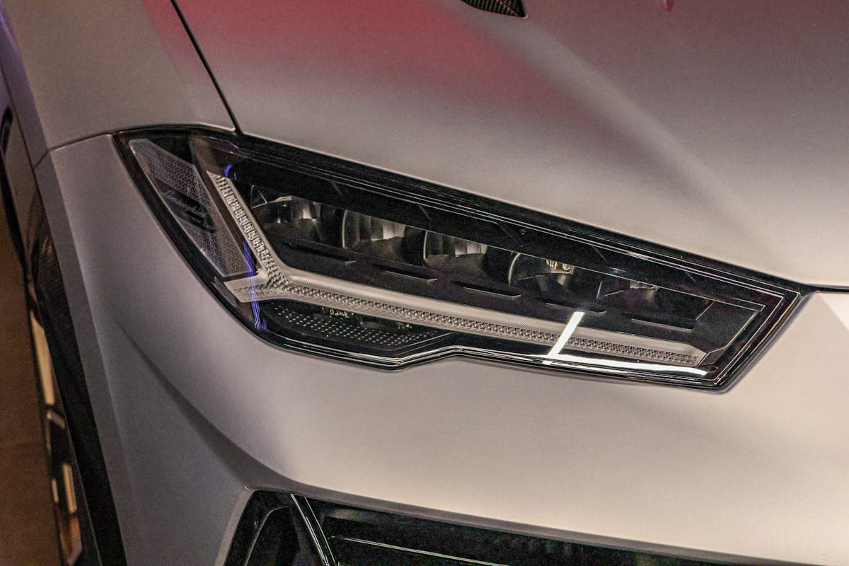 Bättre belysning — uppgradera säkert och lagligt