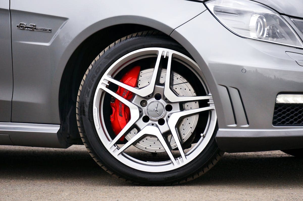 TRW vs Brembo — bästa bromsdelarna jämförda