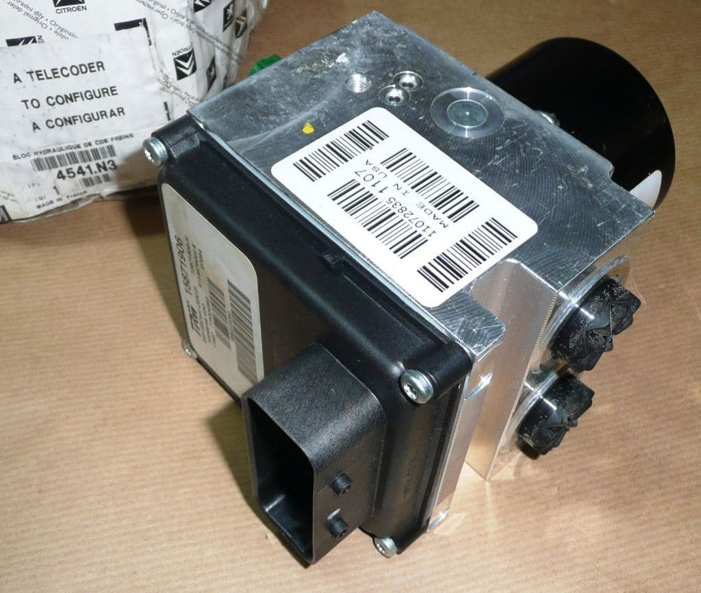 Abs-pump - Citroën C6 06/2006> från Autofrance