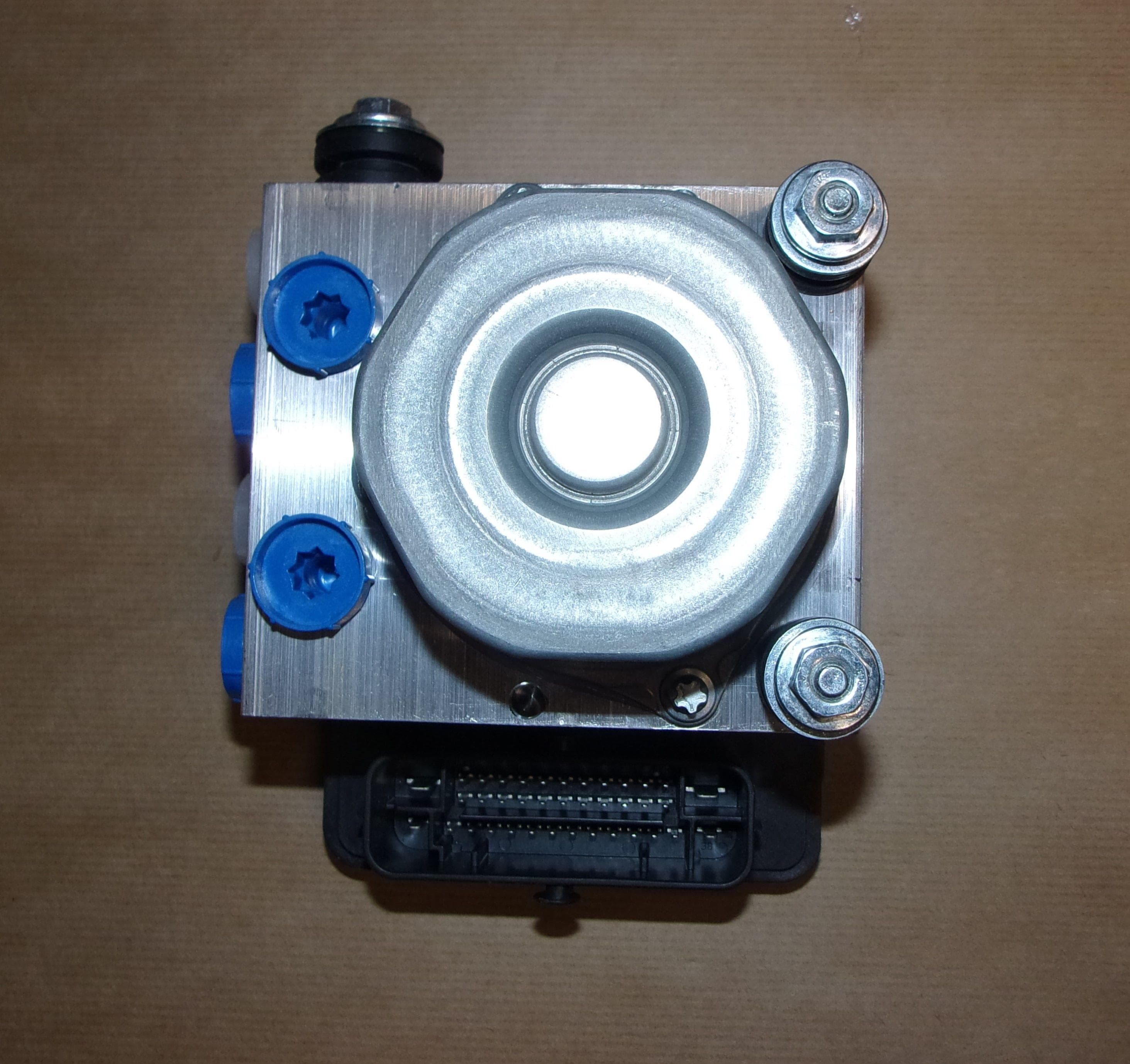 Abs-pump - Renault Clio IV 1.5DCI från Autofrance - bild 2