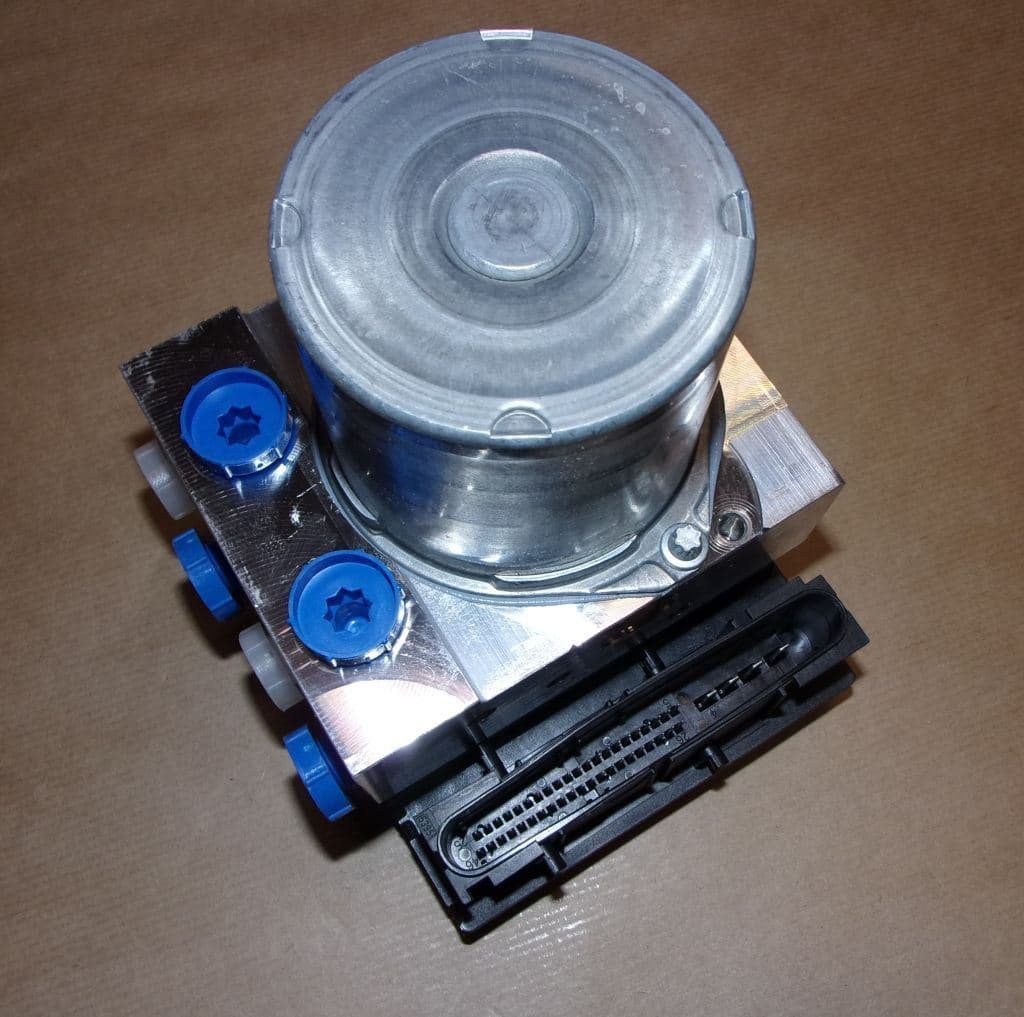 Abs-pump - Renault Megane II 2.0 16V från Autofrance - bild 2