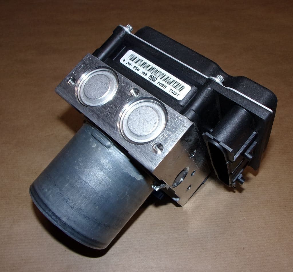 Abs-pump - Renault Megane II 2.0 16V från Autofrance - bild 4