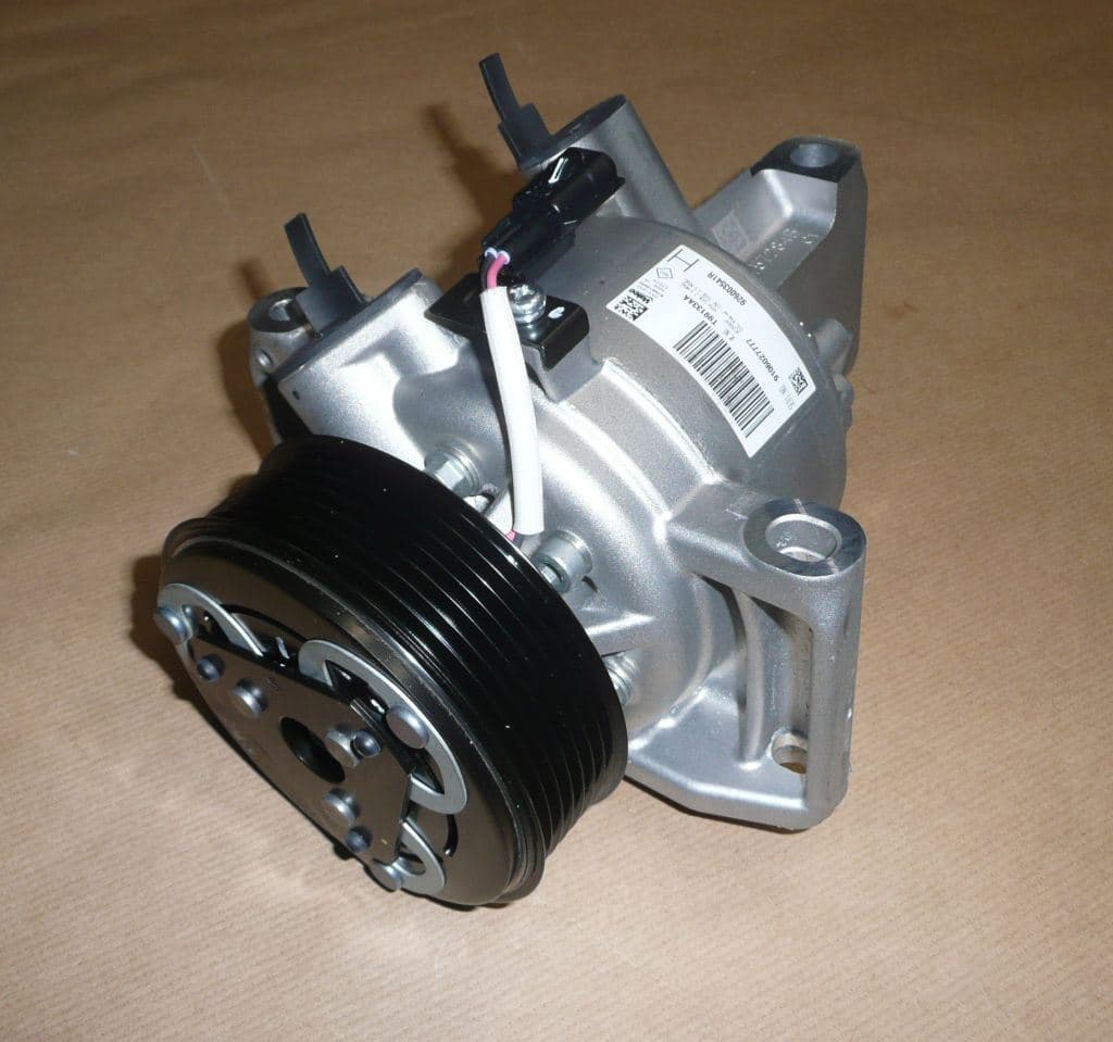 Ac-kompressor - Dacia Duster 1.6SCE från Autofrance - bild 2