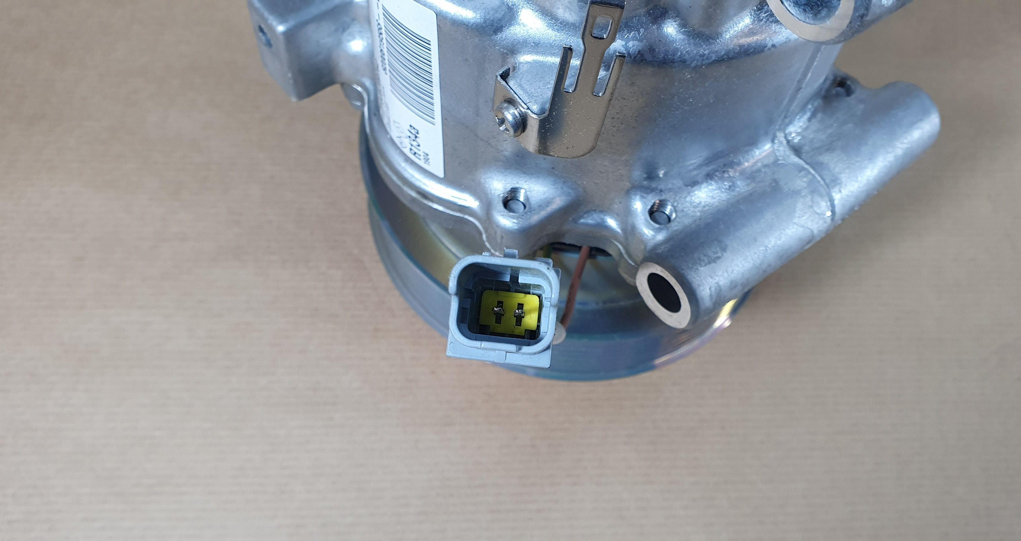 Ac-kompressor - Renault Kangoo 1.2TCE från Autofrance - bild 3