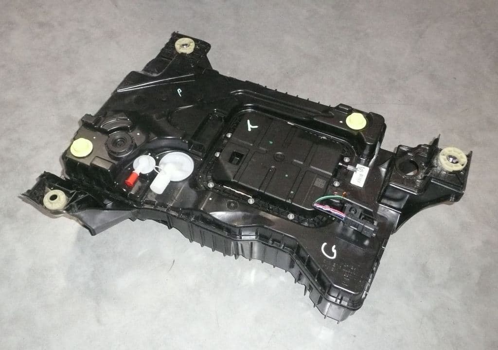 Adblue-tank - Peugeot 3008 II/5008 II 1.6HDI från Autofrance - bild 3