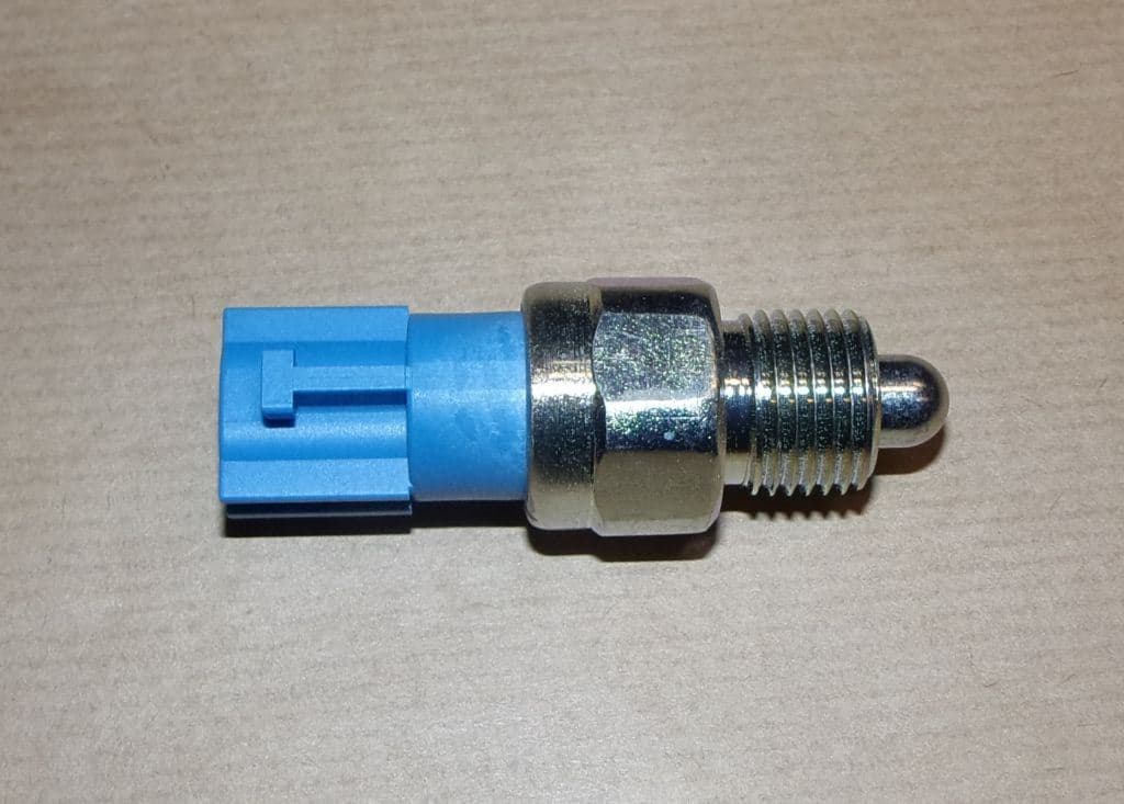 Backljusbrytare - Renault Kadjar/Megane II från Autofrance - bild 3