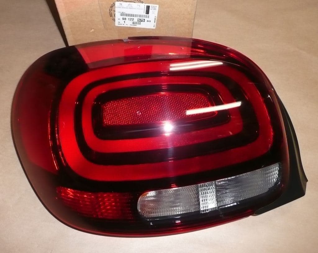 Bakljus - Citroën C3 III vänster