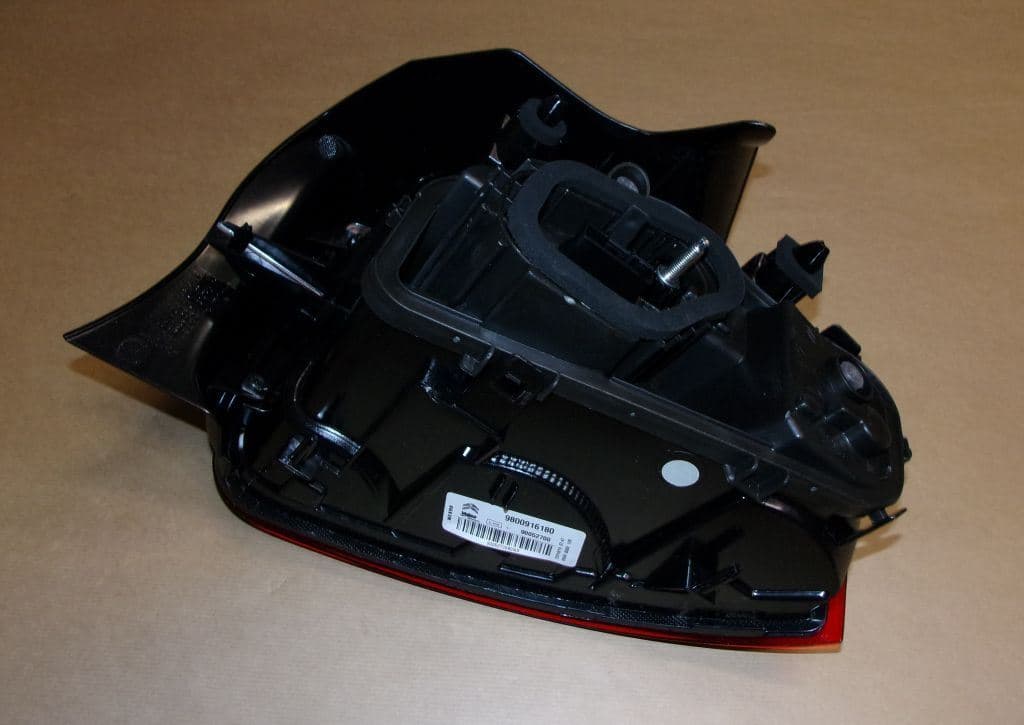 Bakljus - Citroën C4 Cactus vänster från Autofrance - bild 3