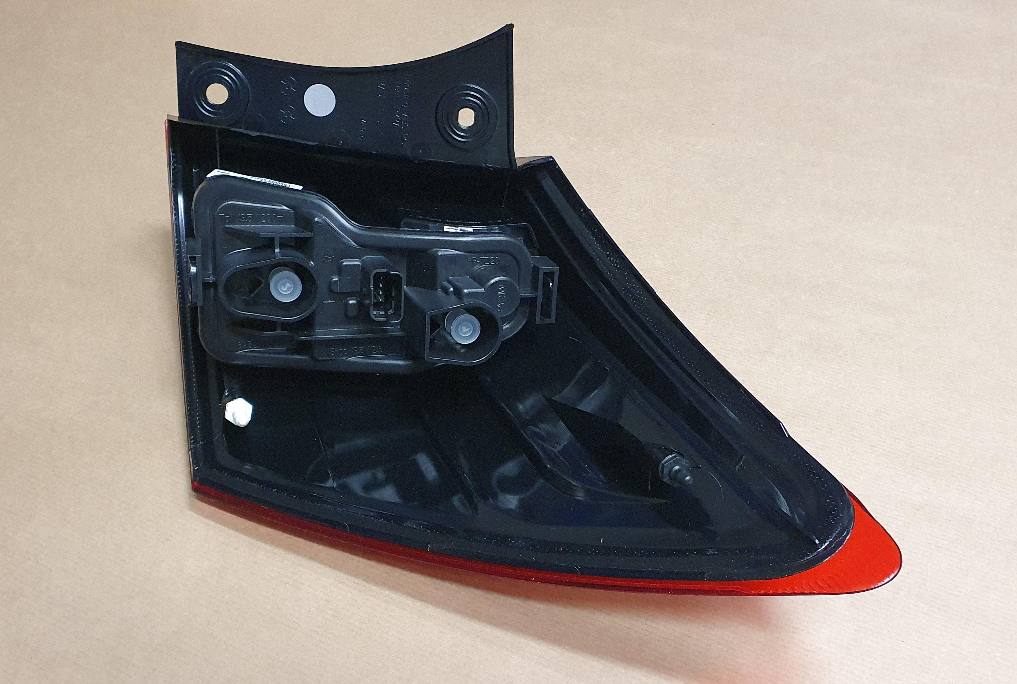 Bakljus - Nissan Qashqai vänster från Autofrance - bild 3