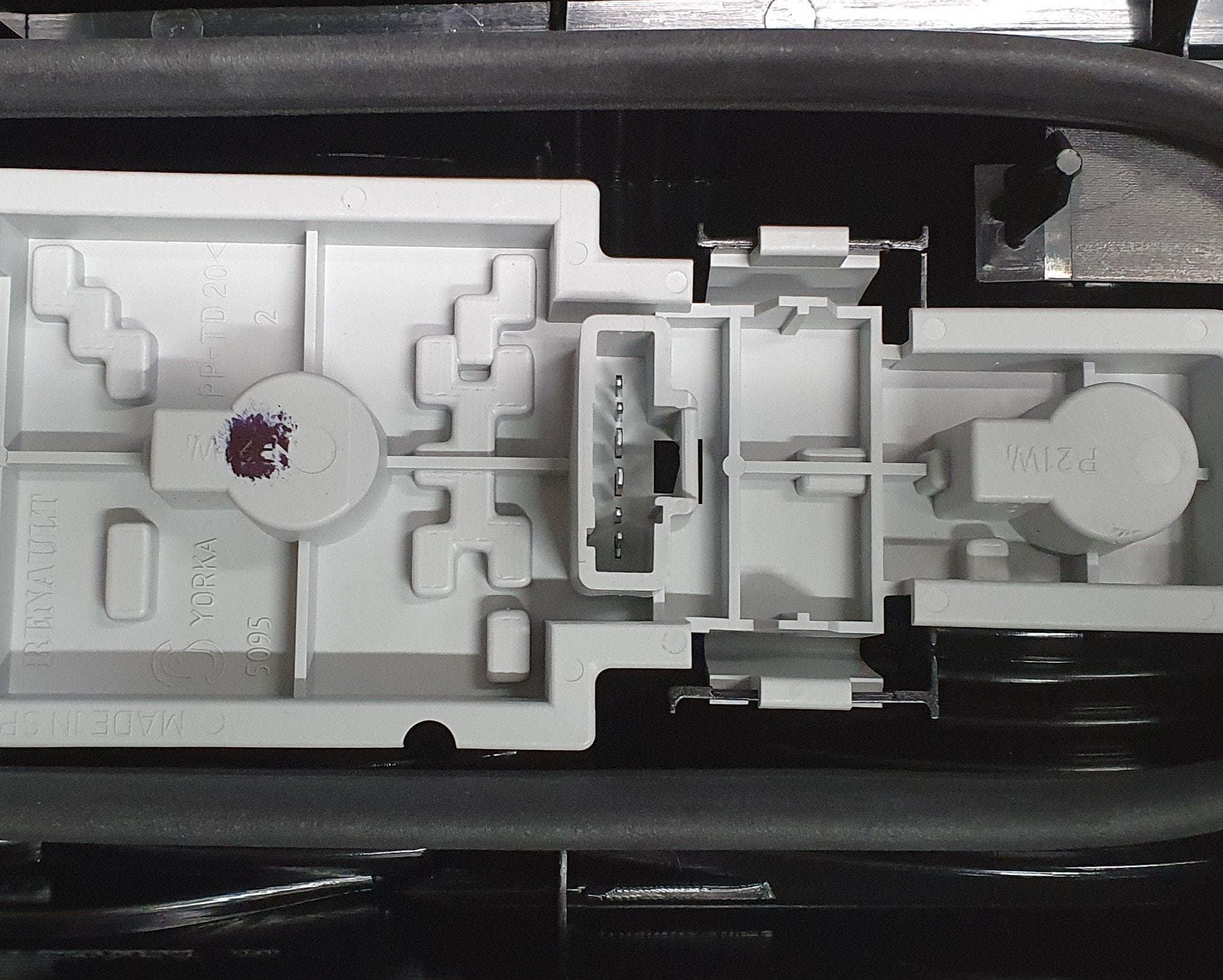 Bakljus - Renault Master II höger 03-09 från Autofrance - bild 4