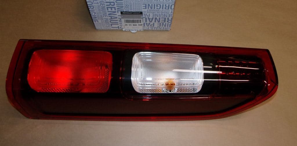 Bakljus - Renault Trafic III höger övre