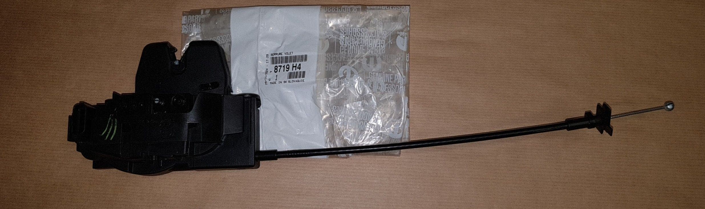 Baklucka, Lock från Autofrance