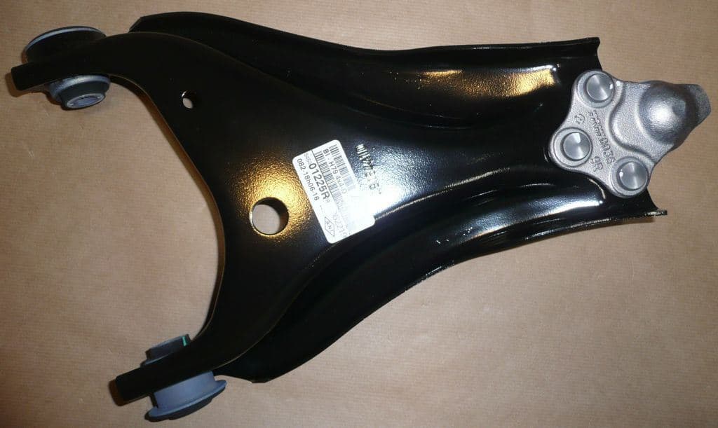 Bärarm - Dacia Duster, Höger från Autofrance - bild 2