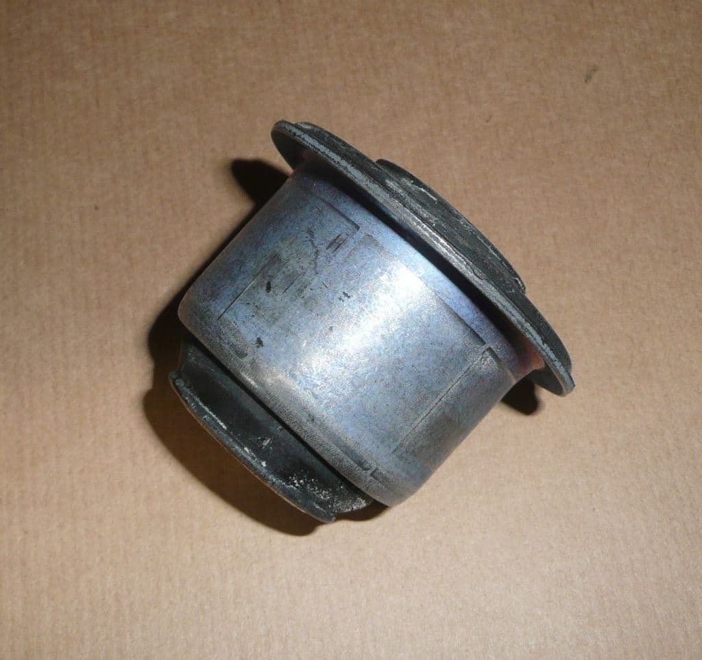 Bärarmsbussning - Renault Clio II/Kangoo från Autofrance - bild 3