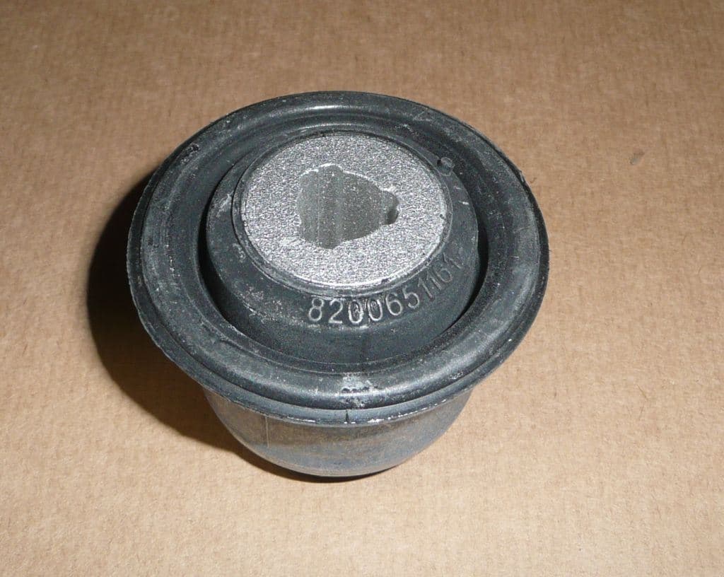 Bärarmsbussning - Renault Clio II/Kangoo från Autofrance - bild 4