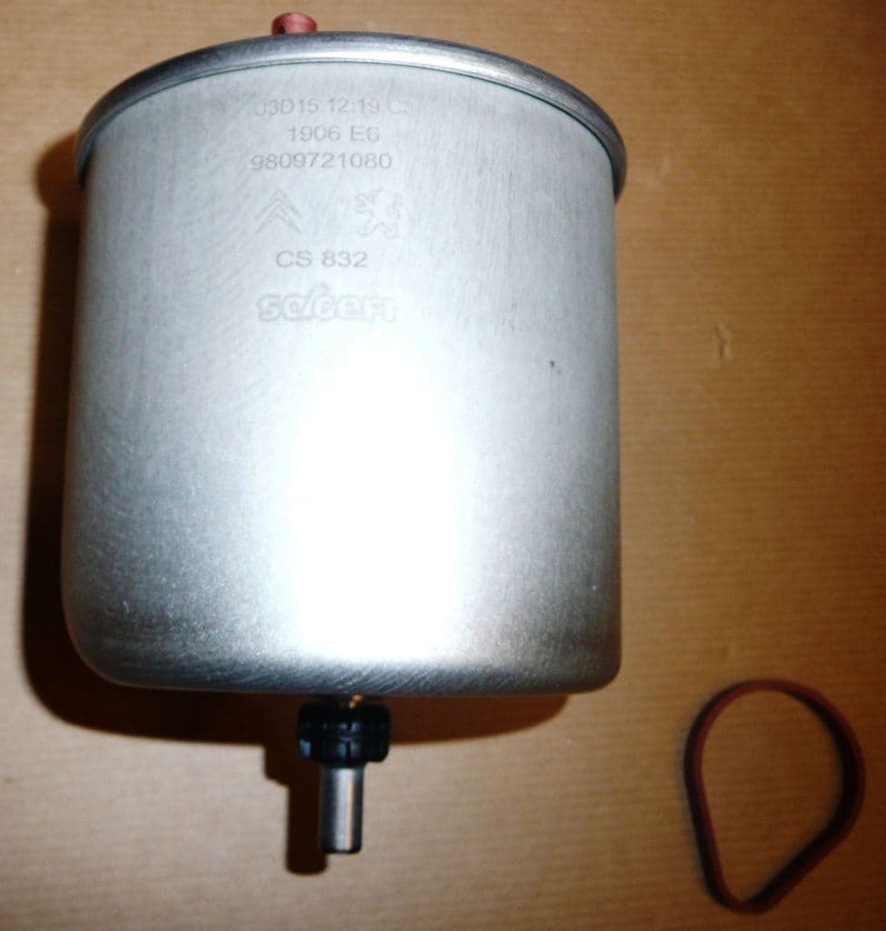 Bränslefilter - Citroën C3 II/C5 III/P301/308 1.6HDI från Autofrance - bild 4
