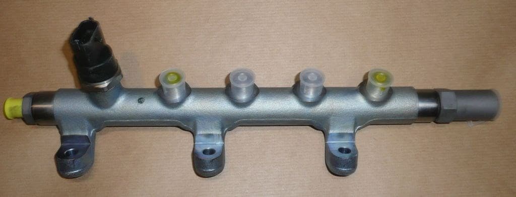 Bränslefördelningsrör - Renault Master II 2.5DCI från Autofrance - bild 2