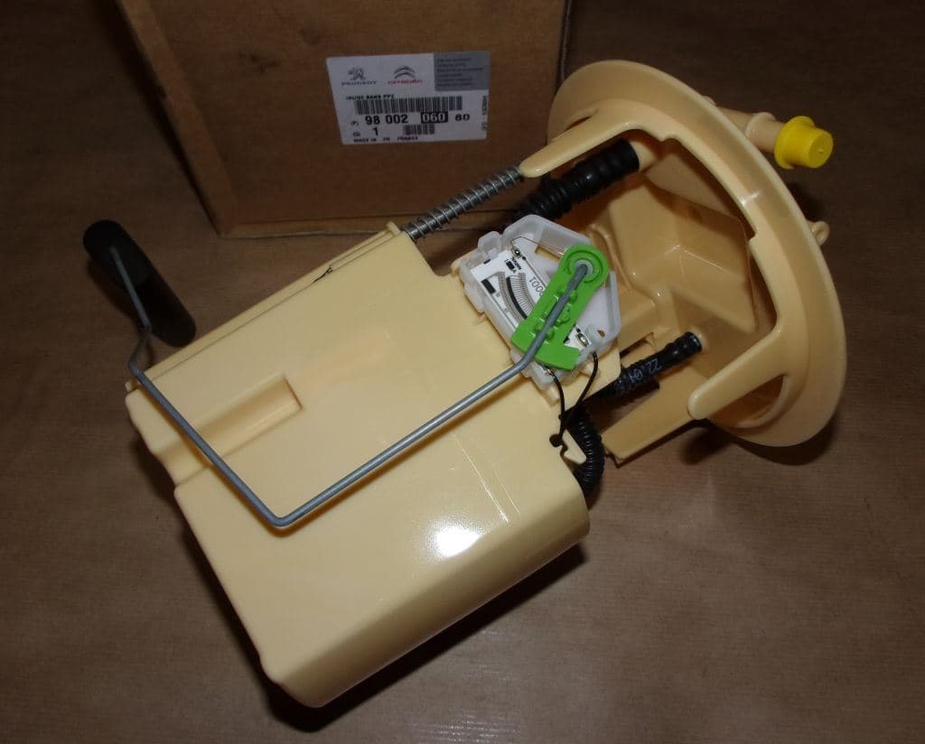 Bränslepump - Peugeot 308 II 1.6HDI från Autofrance