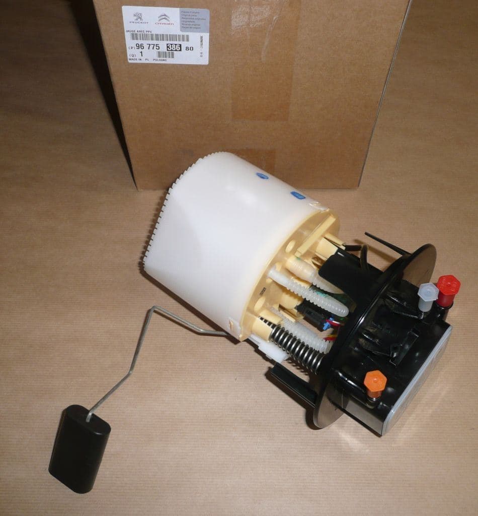 Bränslepump Sats - Citroën C5(x7)/P508 2.0HDI från Autofrance