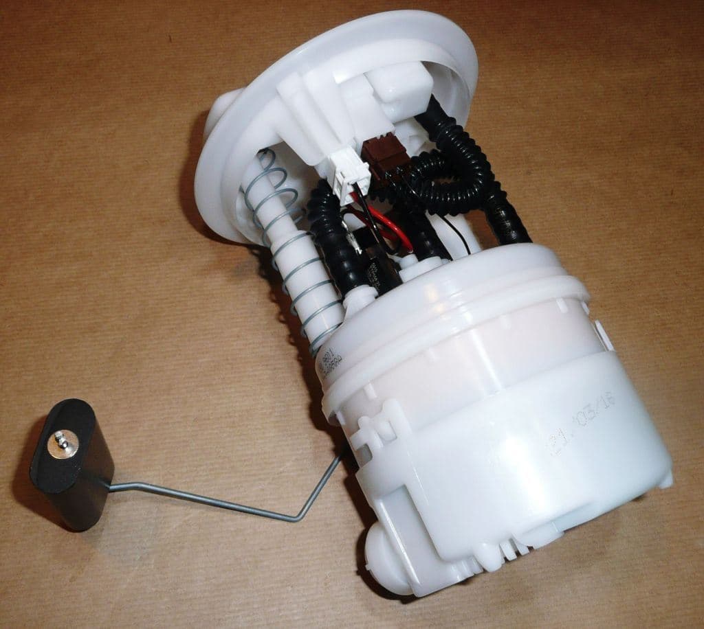 Bränslepump Sats - Dacia Duster 1.4 16V från Autofrance - bild 4