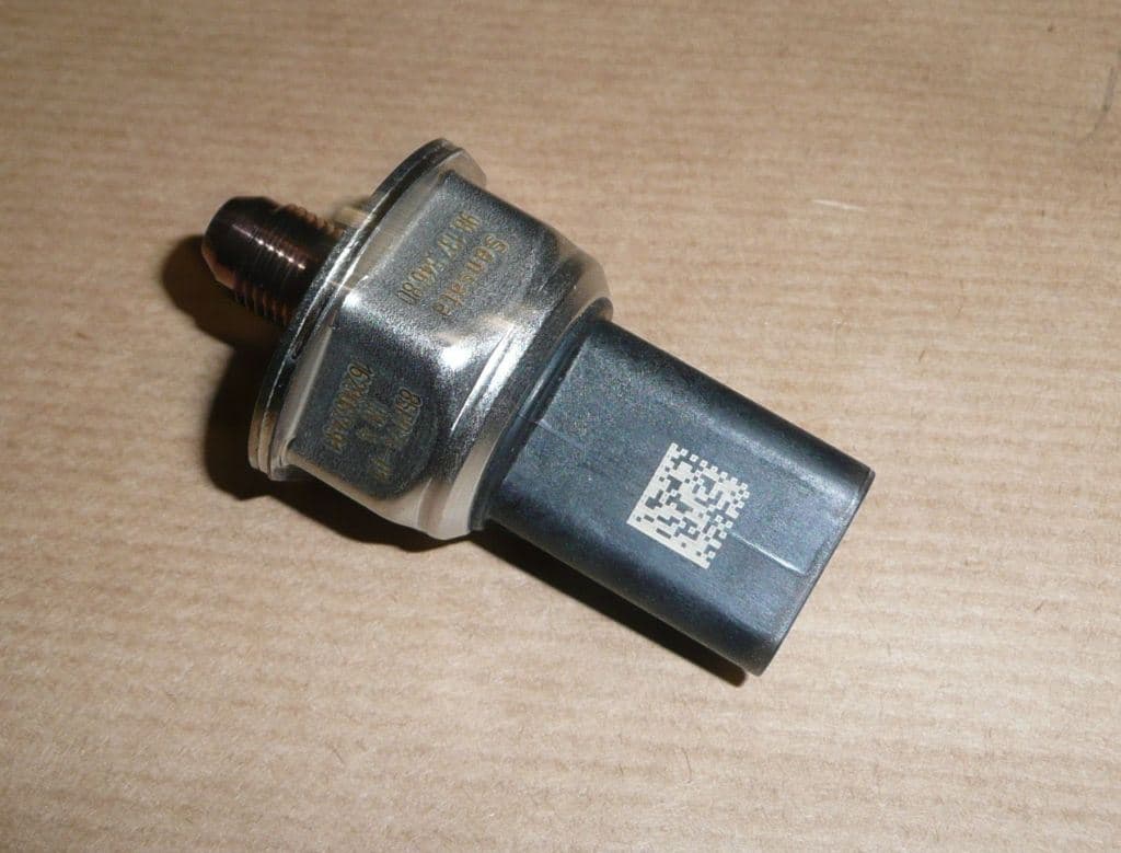 Bränsletryckgivare - Citroën C4/C5 III 1.6THP från Autofrance - bild 2
