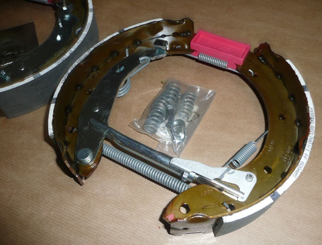 Bromsbackar - Citroën Berlingo II, Peugeot Partner II från Autofrance - bild 3