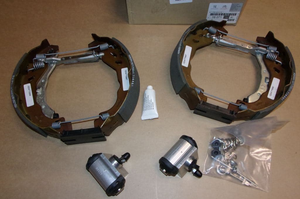 Bromsbackar - Peugeot 208/301