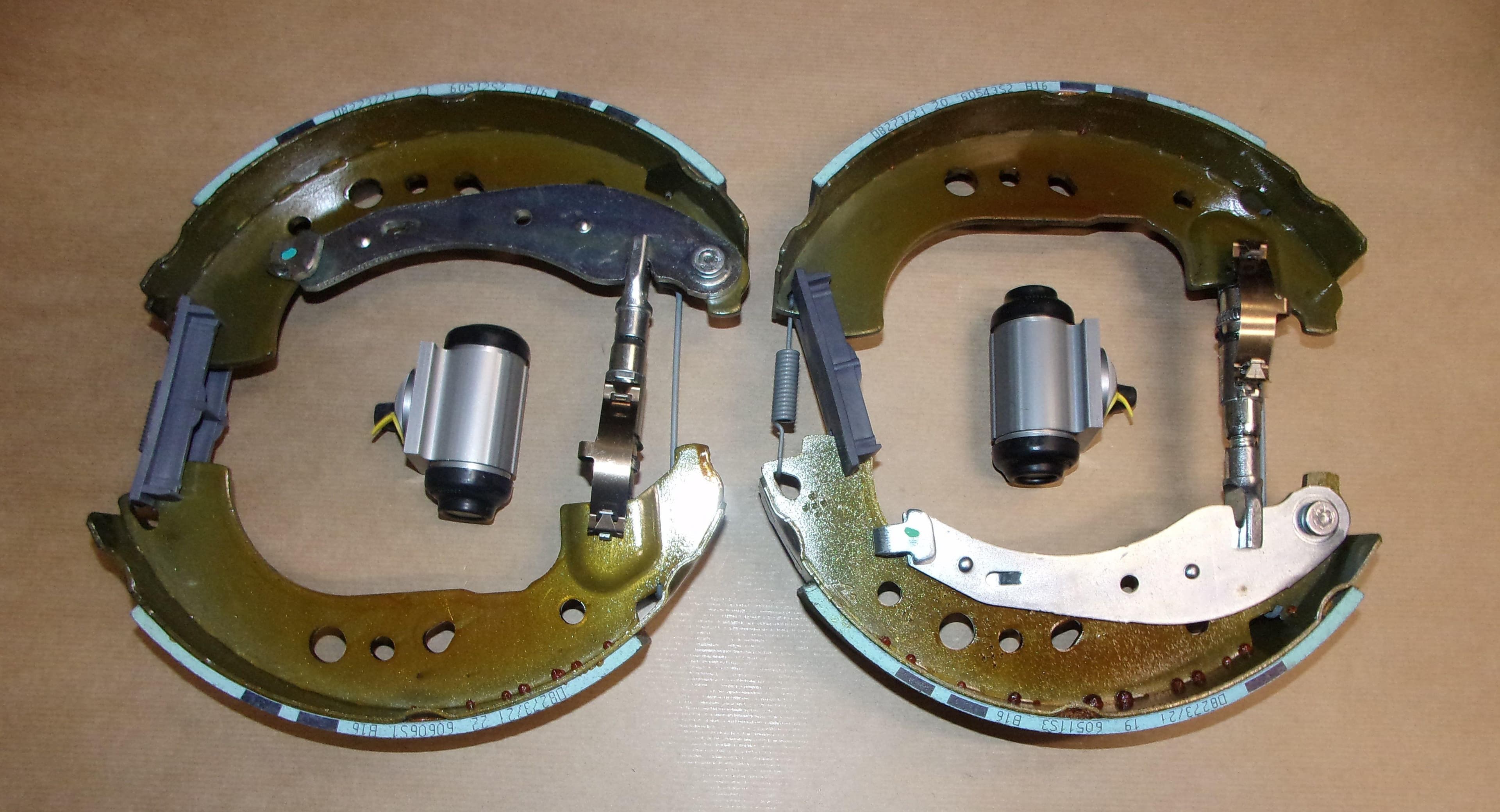 Bromsbackar - Renault Twingo III från Autofrance - bild 3