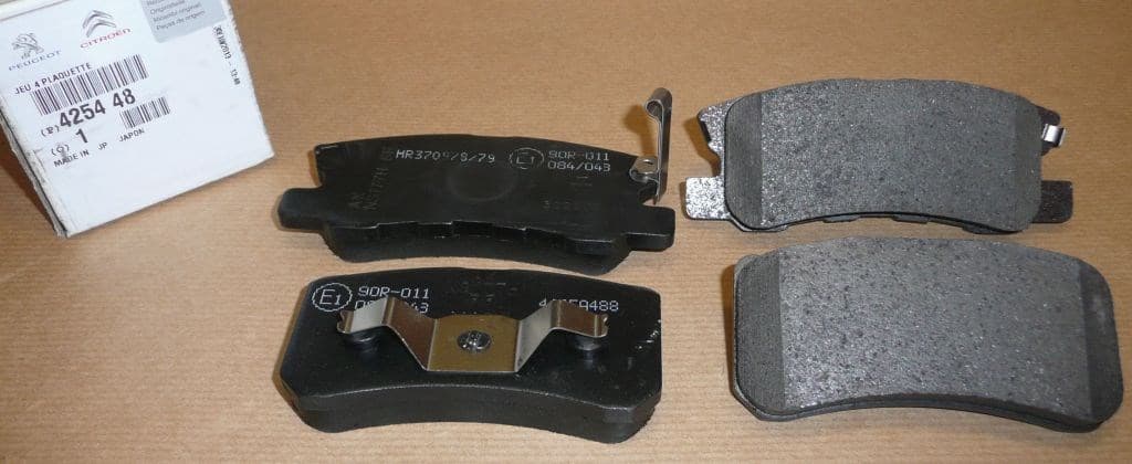 Bromsbelägg - Citroën C-crosser, Peugeot 4007, Bak från Autofrance