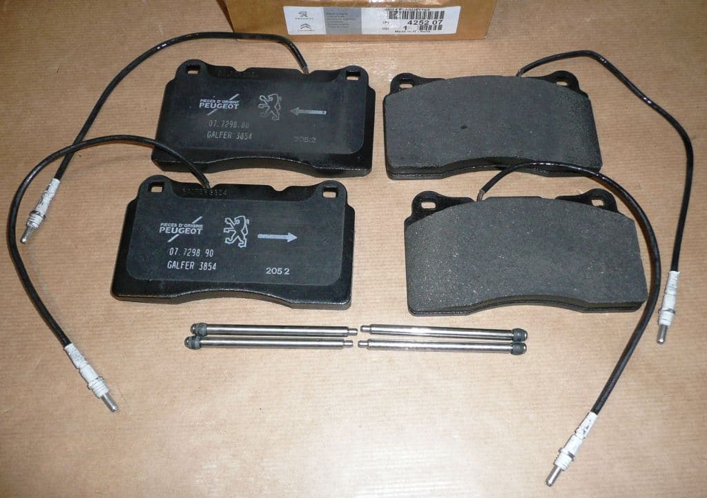Bromsbelägg - Citroën C8, Peugeot 607/807/3008 3.0 V6 från Autofrance