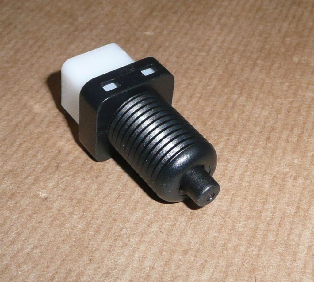 Bromsljusbrytare - Citroën C2/C3/C5/Jumpy/P206 från Autofrance - bild 2