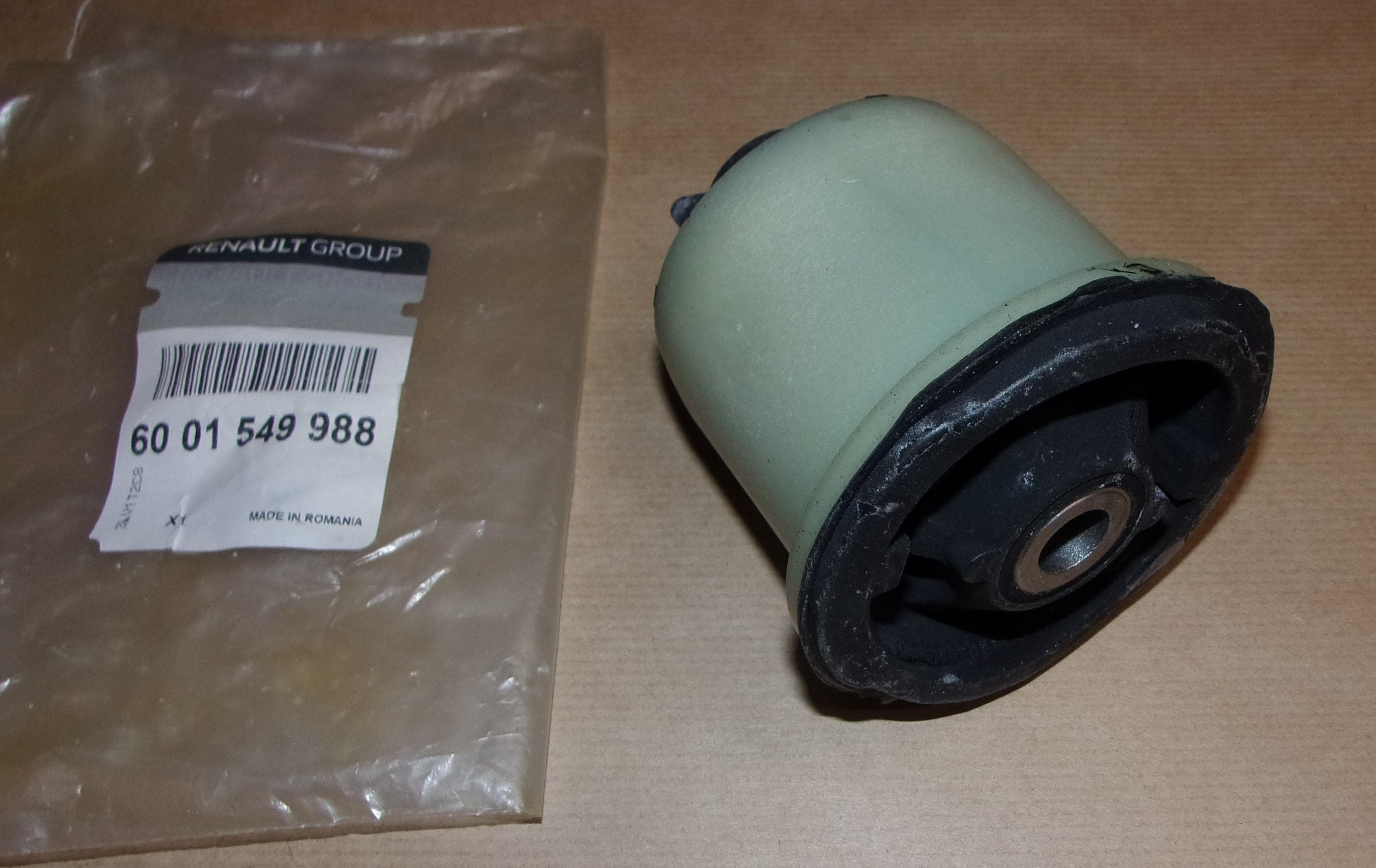 Bussning Bakaxel - Dacia Duster/Logan från Autofrance