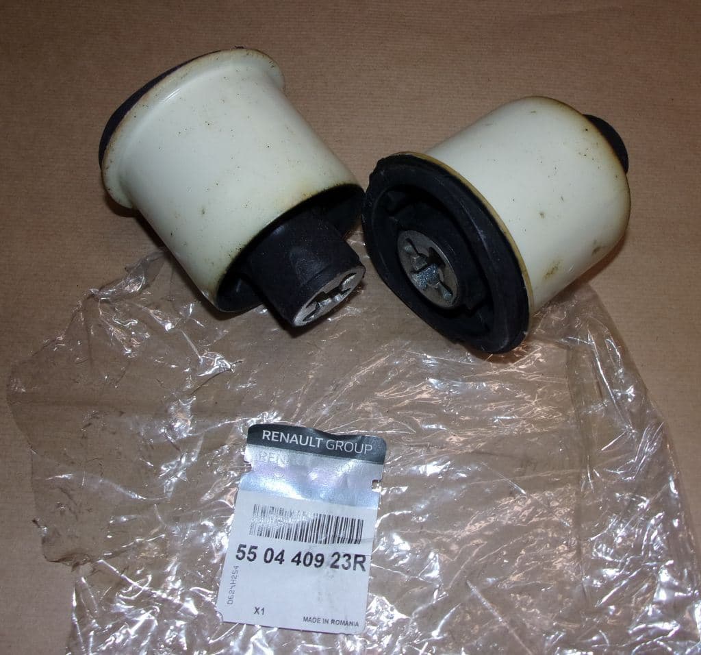 Bussning Bakaxel - Renault Kangoo II från Autofrance