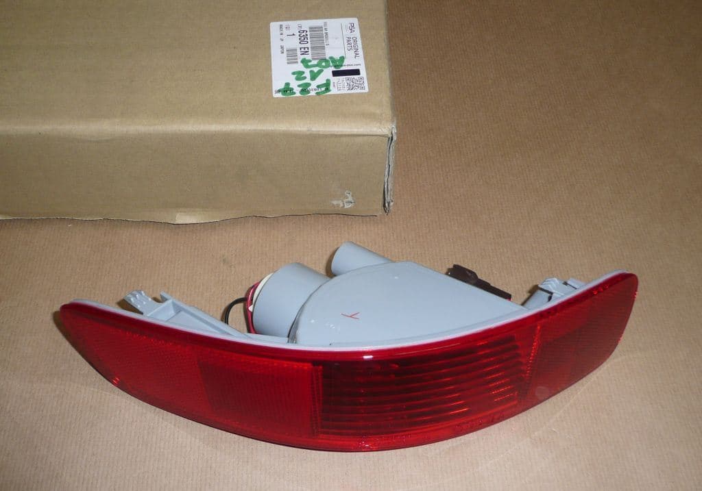 Dimljus - Citroën C-crosser P 4007, Bak