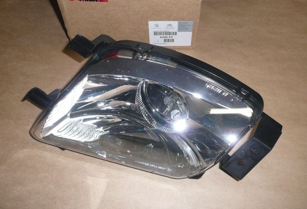 Dimljus - Peugeot 308/Rcz fram höger från Autofrance