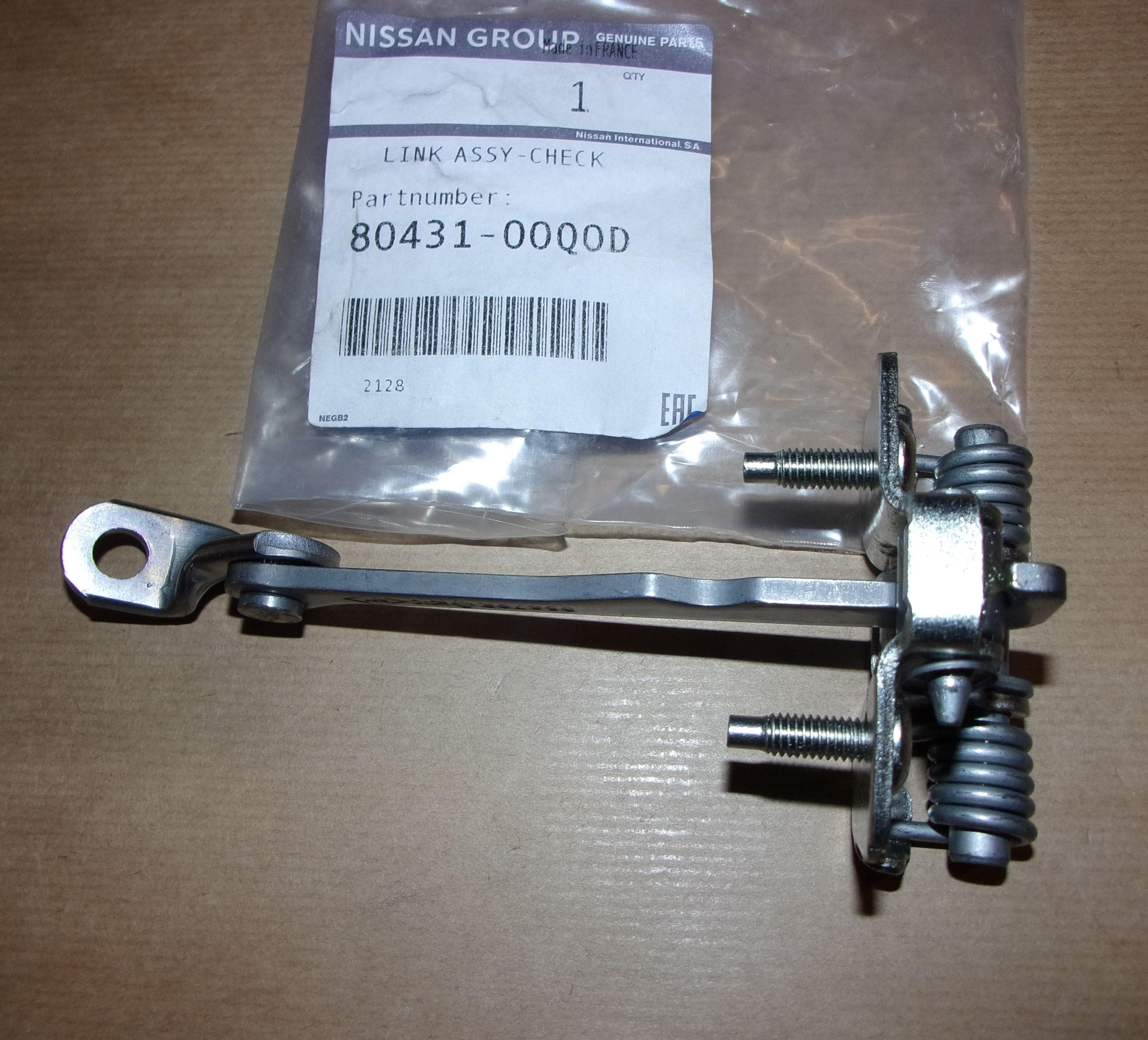 Dörrbegränsare - Dacia Duster, Fram från Autofrance