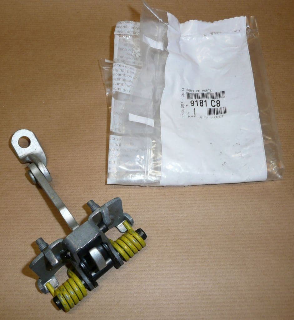 Dörrbegränsare - Peugeot 206/206+, Fram från Autofrance