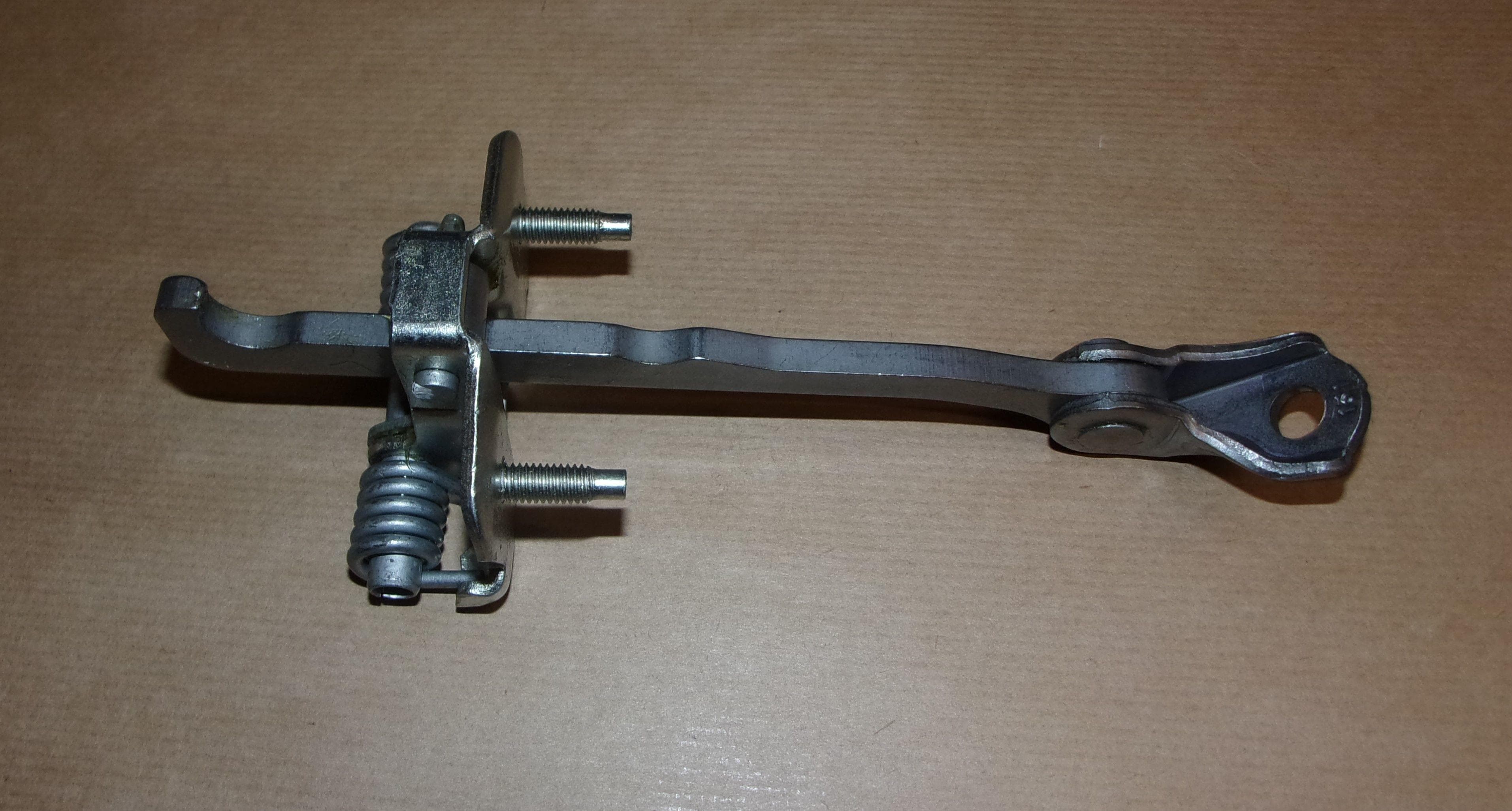 Dörrbegränsare - Renault Trafic II, Fram från Autofrance - bild 2