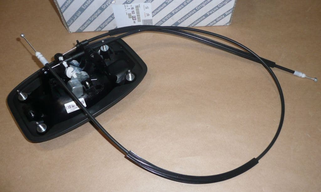 1616303080 från Autofrance