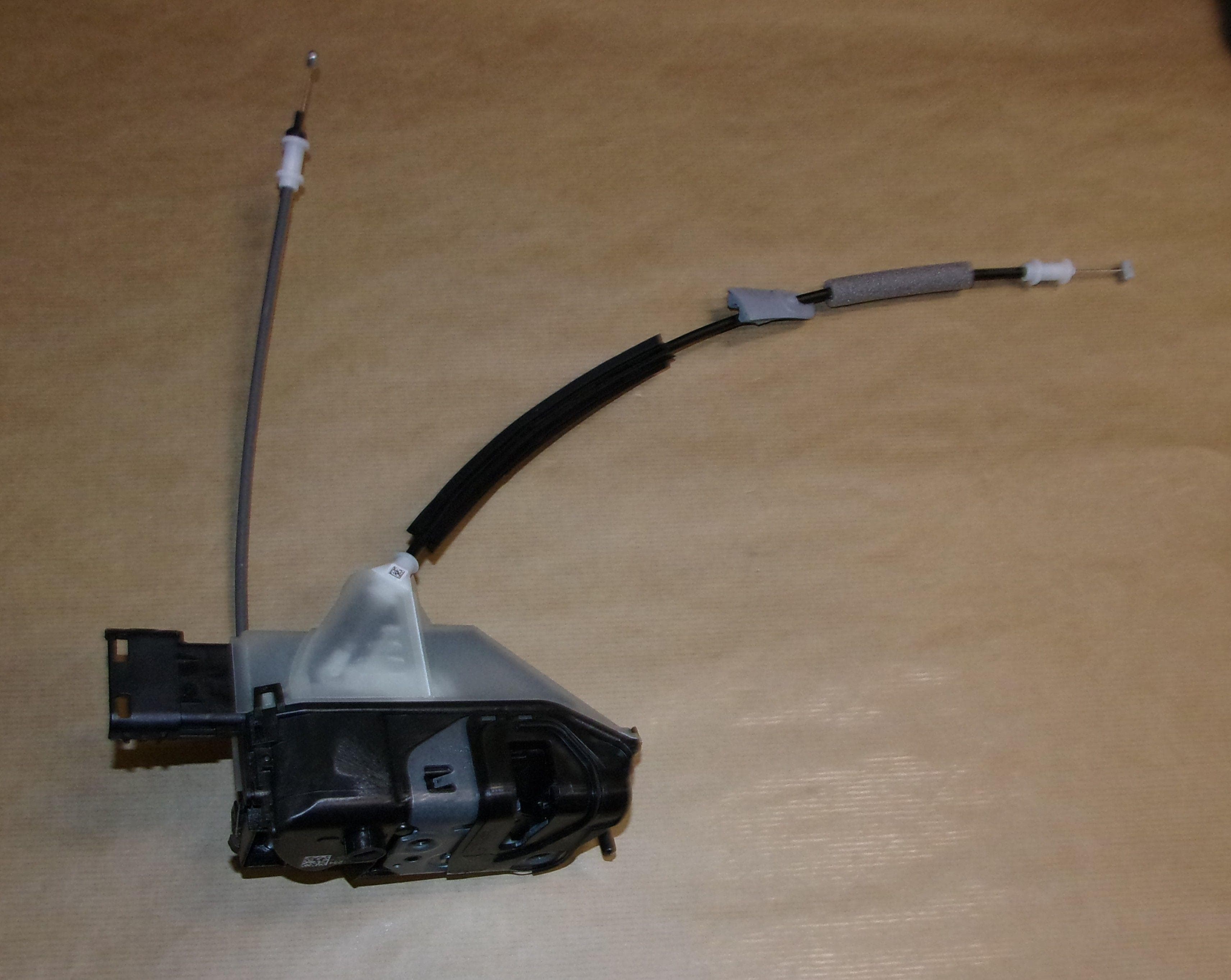 Dörrlås - Peugeot 3008 II fram, Höger från Autofrance - bild 2