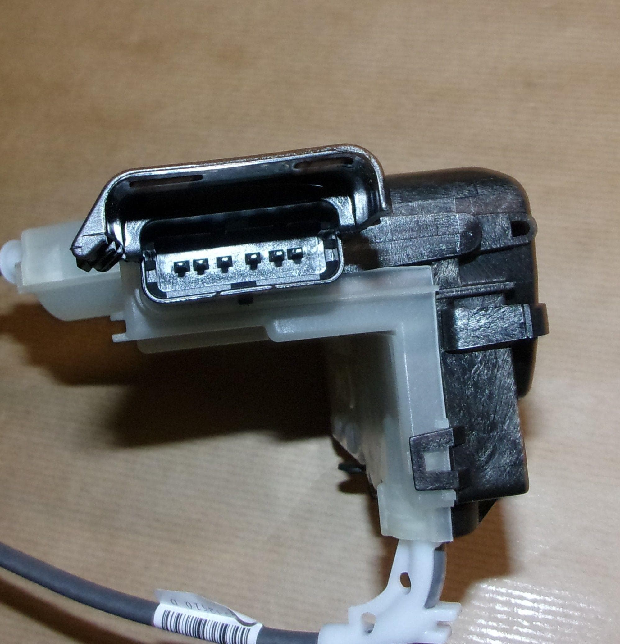 Dörrlås - Peugeot 3008 II fram, Höger från Autofrance - bild 3