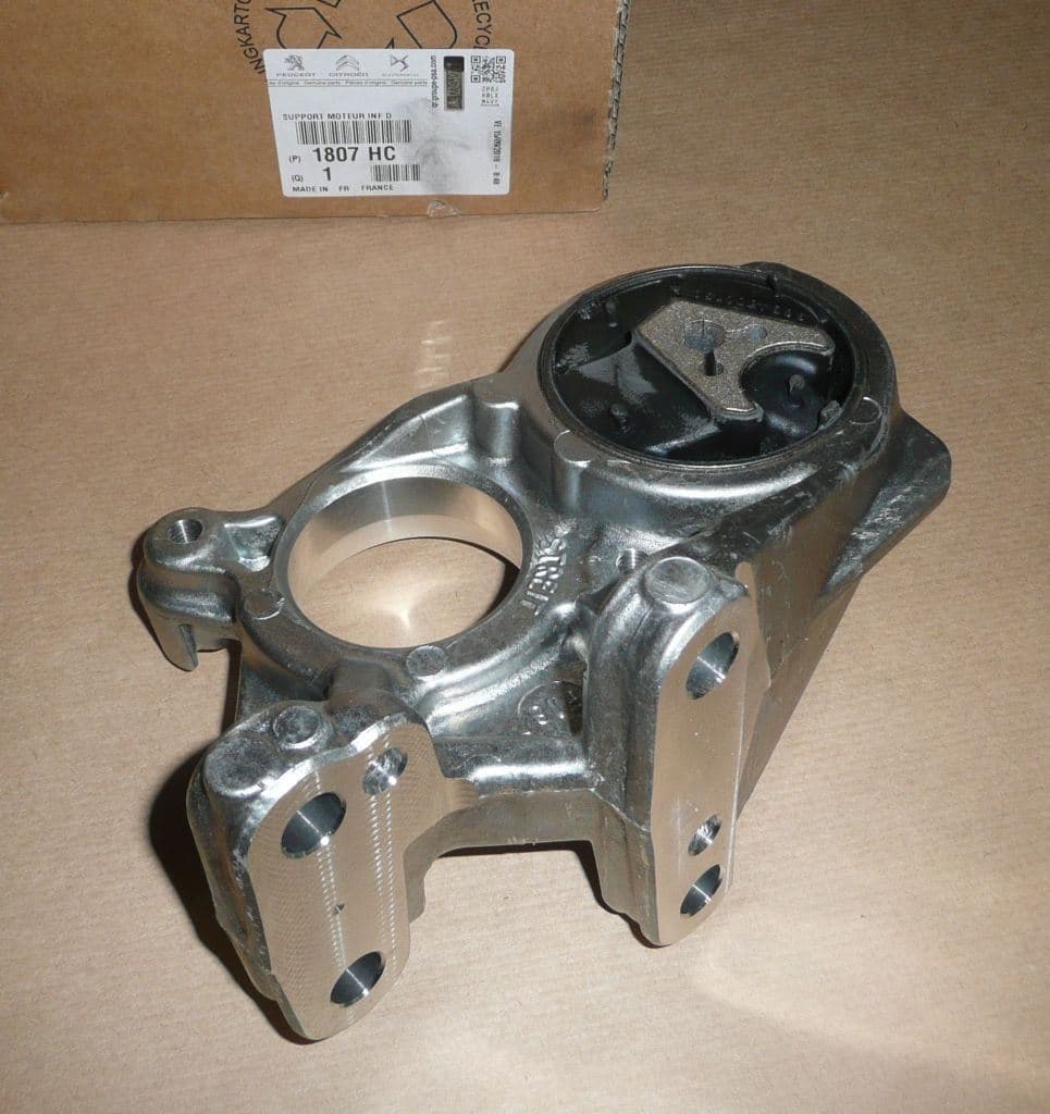 Drivaxelstöd - Citroën Berlingo/C4 1.6HDI från Autofrance