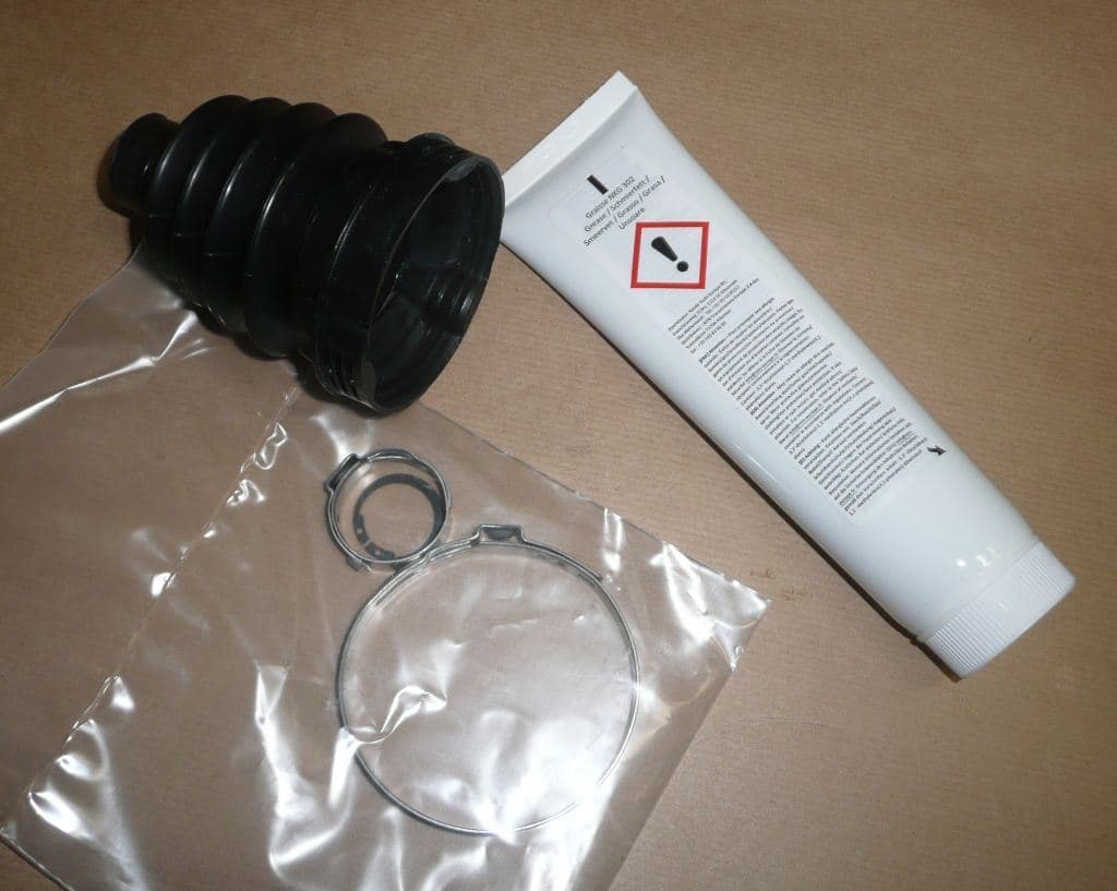 Drivknutsskydd - Dacia Logan II S/Låda från Autofrance - bild 2