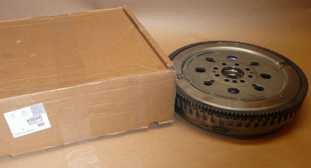 Dubbelmassesvänghjul - Citroën C5/C8 P 406/607 2.0HDI från Autofrance - bild 3