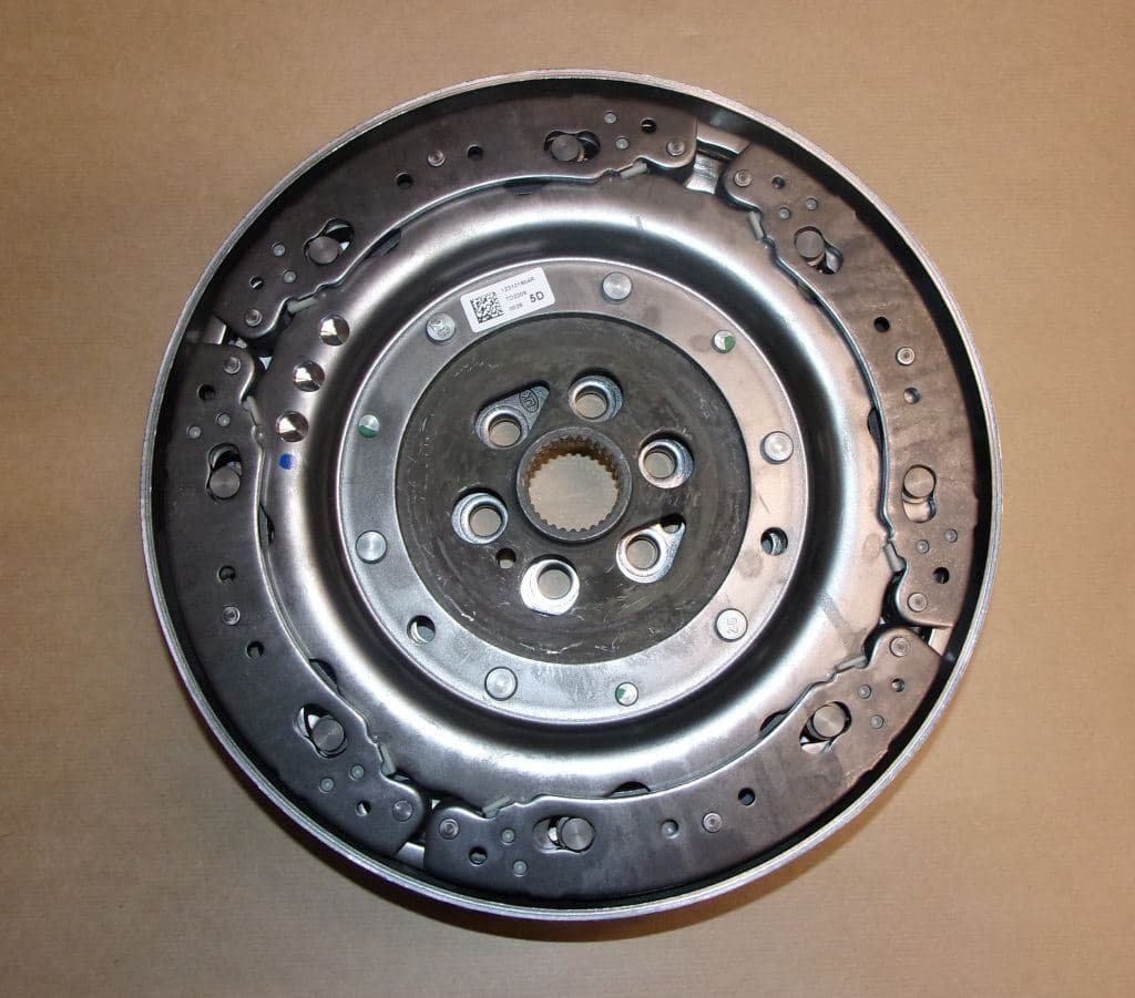 Dubbelmassesvänghjul - Renault Megane III/IV 1.2TCE från Autofrance - bild 2