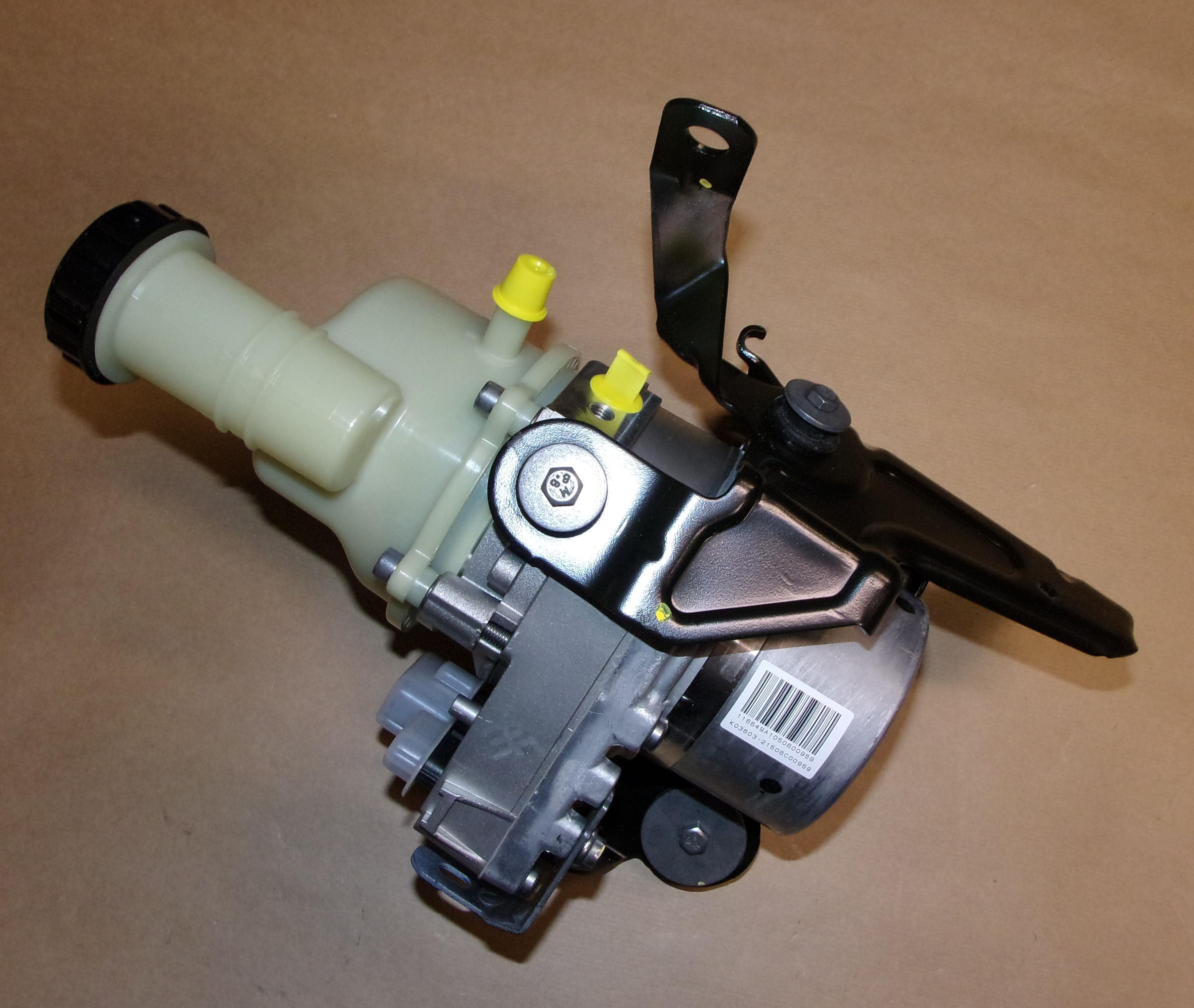 Elhyd Servostyrningspump - Dacia Duster I/II från Autofrance - bild 4