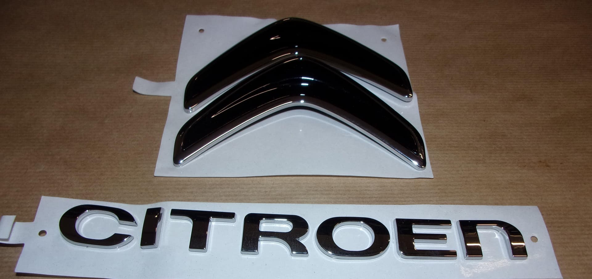 Emblem - Citroën C4 Cactus från Autofrance - bild 2