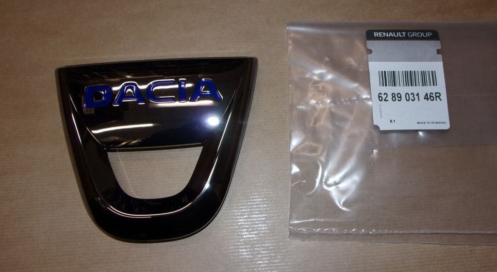 Emblem - Dacia Duster II, Fram från Autofrance