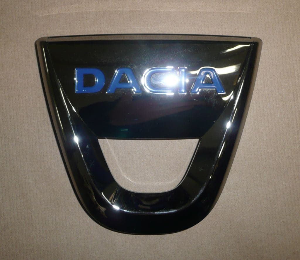 Emblem Dacia Fram från Autofrance