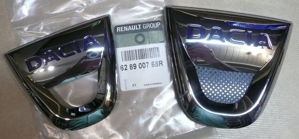 Emblem - Y DACIA DUSTER,LODGY,DOKKER FRAM från Autofrance